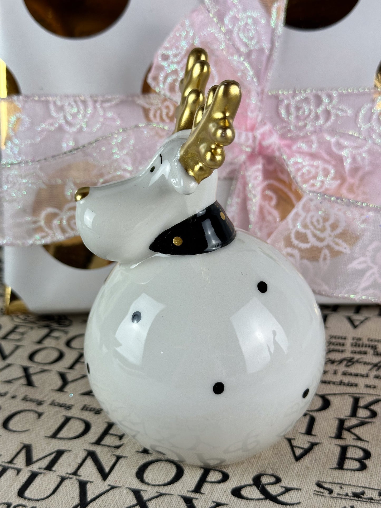 ELCH WEIß GEPUNKTET