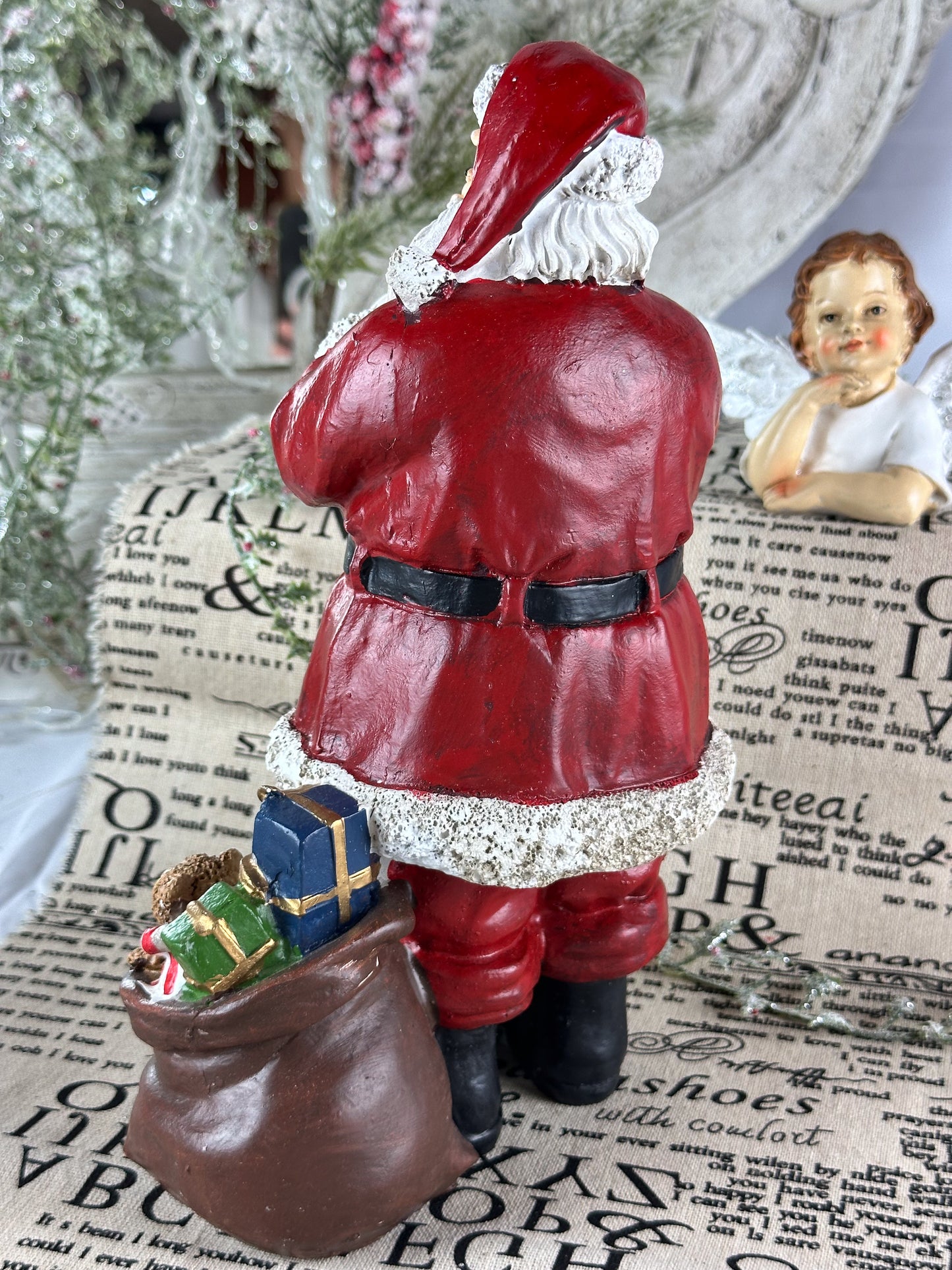 WEIHNACHTSMANN MIT WUNSCHLISTE