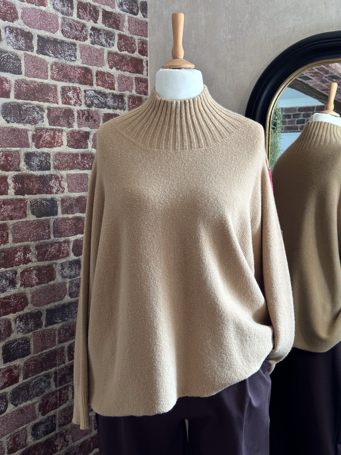 PINK CHERRY FEINSRICCK PULLOVER