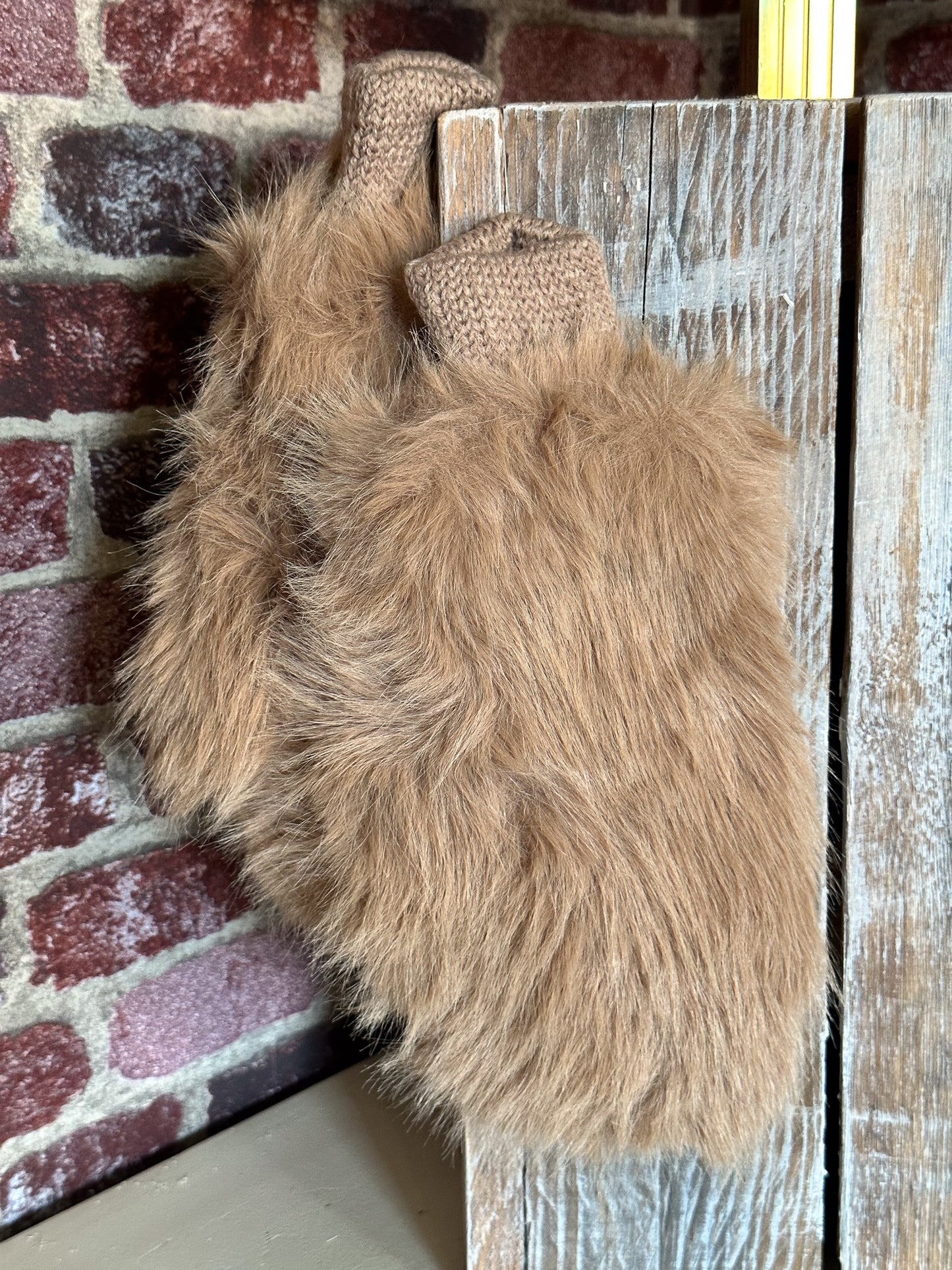 FELL HANDSCHUHE / FÄUSTLINGE LANGHAAR