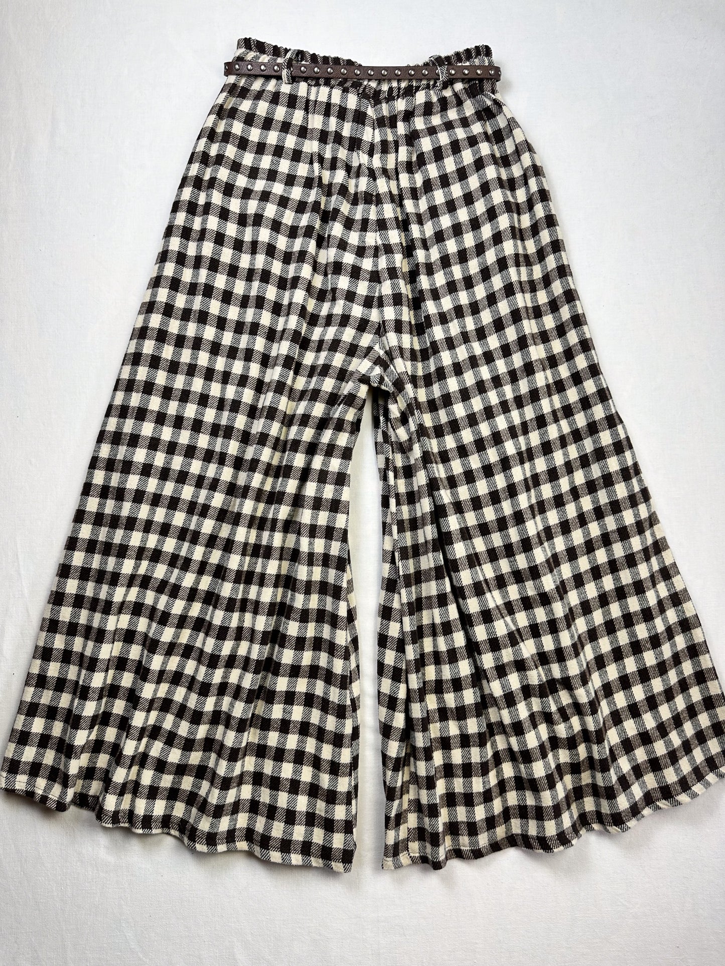 EXTRA WEITE HOSE KAROS BRAUN