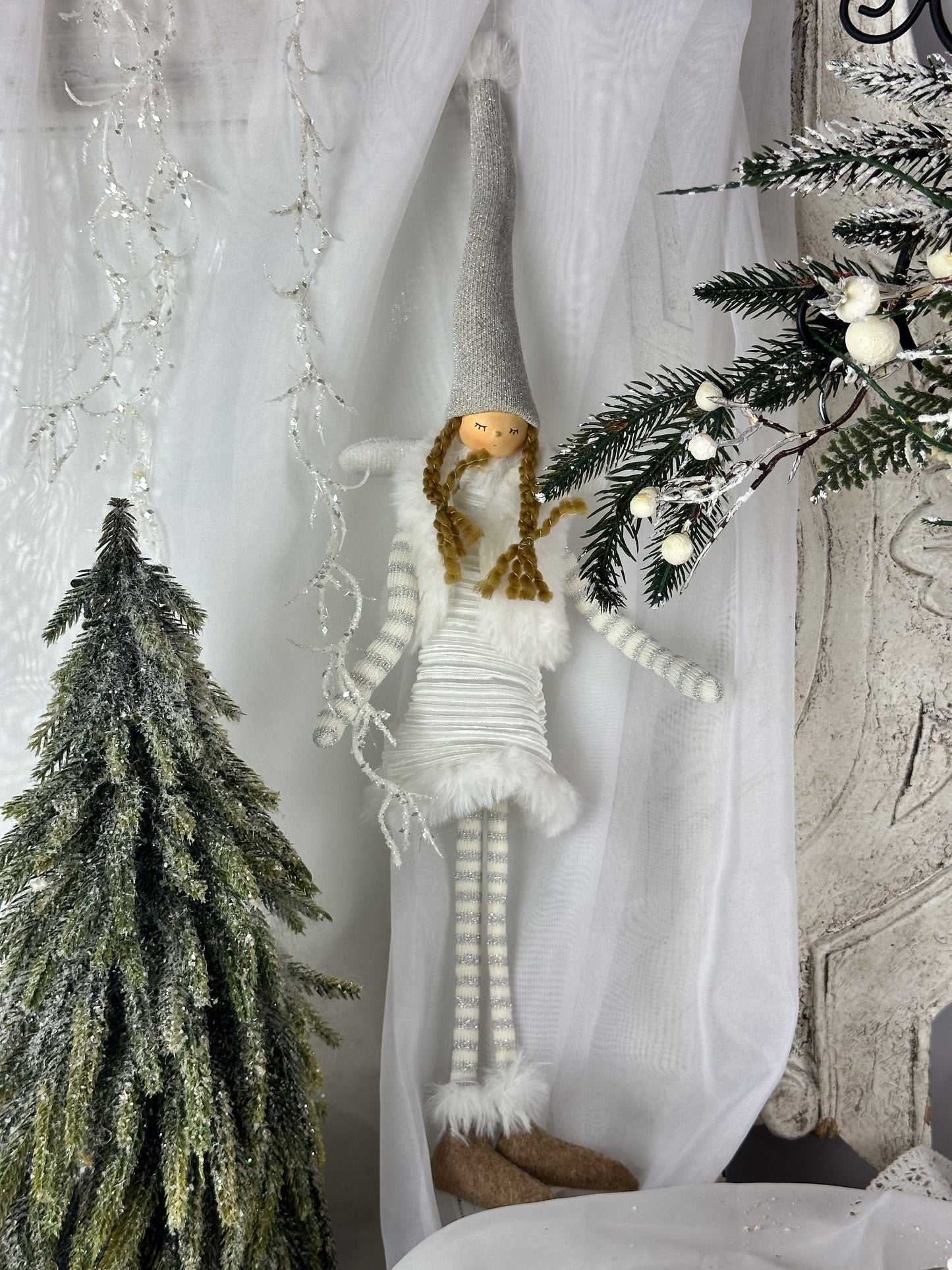 HÄNGER ENGEL MIT SPITZMÜTZE