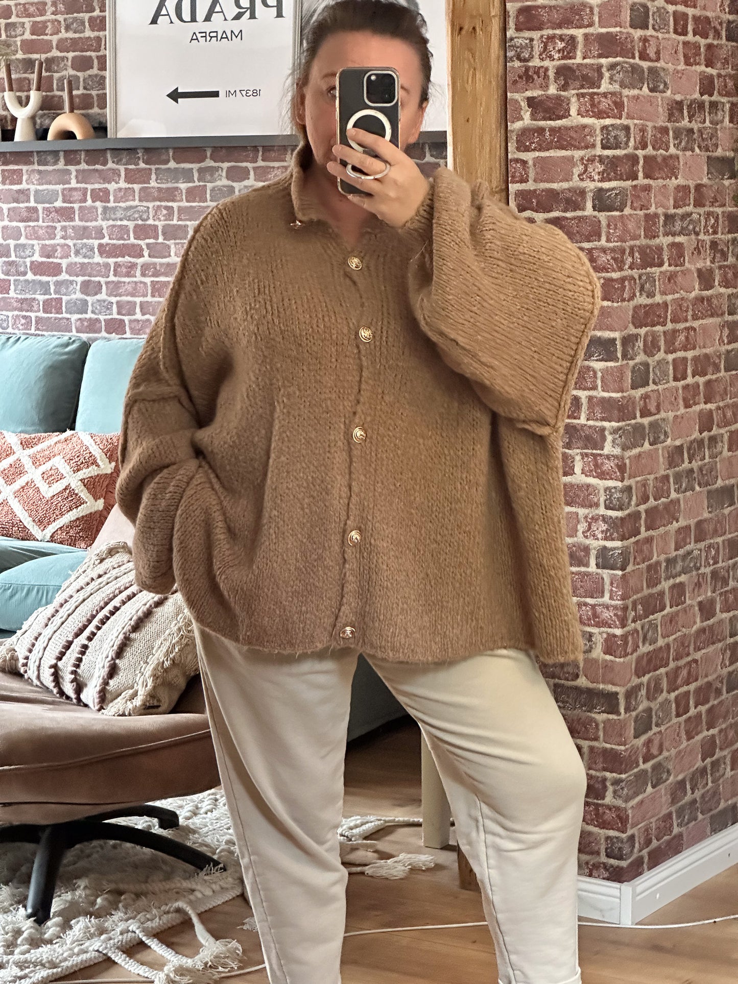 ULTRA OVERSIZE KUSCHELPULLI MIONI