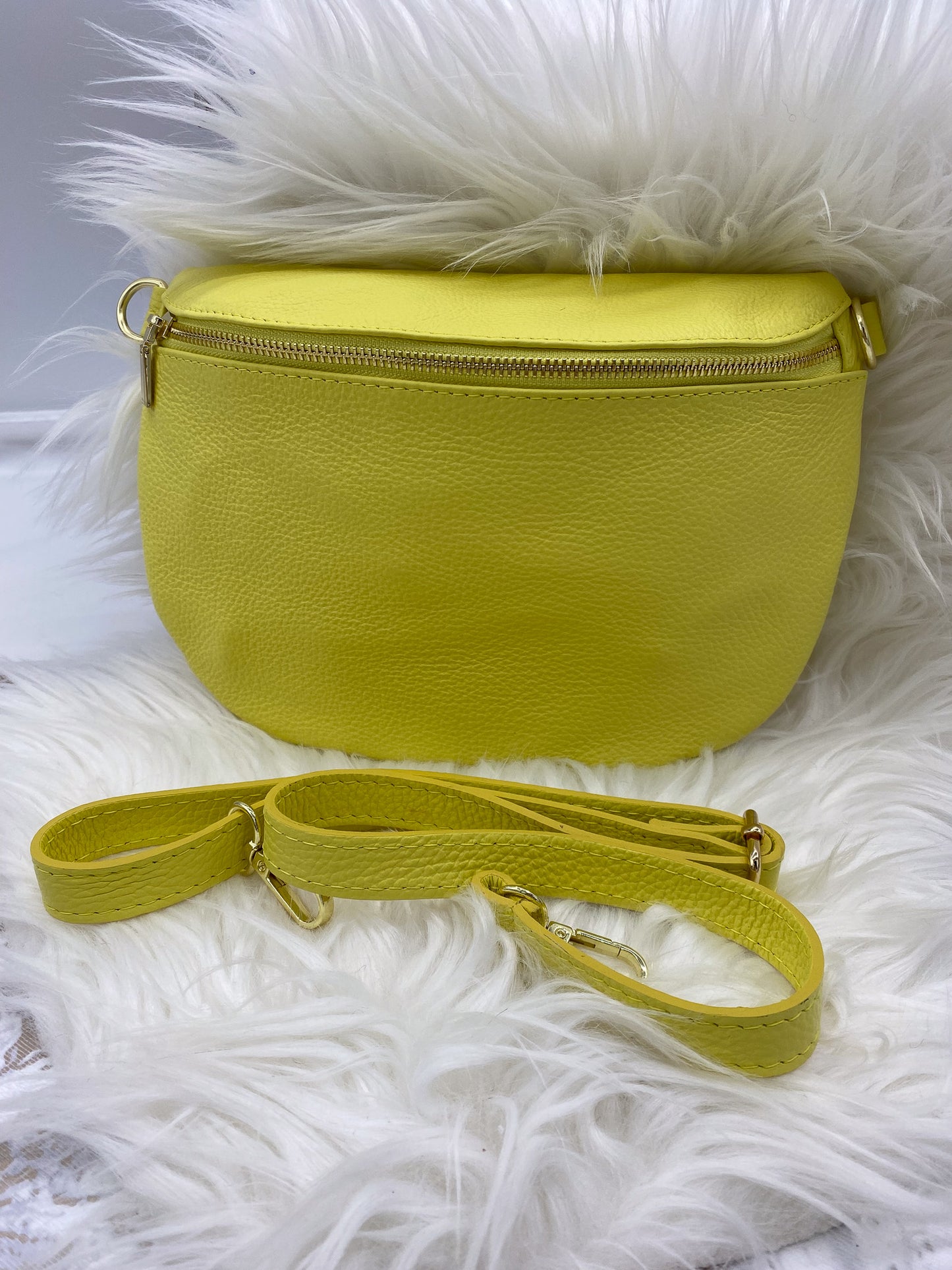 BORSE IN PELLE MEDIUM PLUS LEDER BAUCHTASCHE LIMETTE