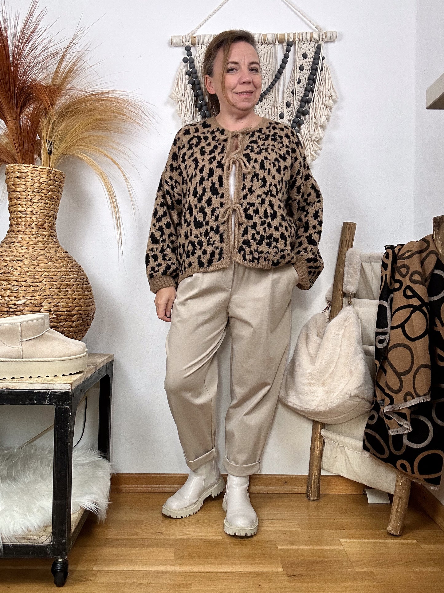 CARDIGAN MIT SCHLEIFEN LEOPARD