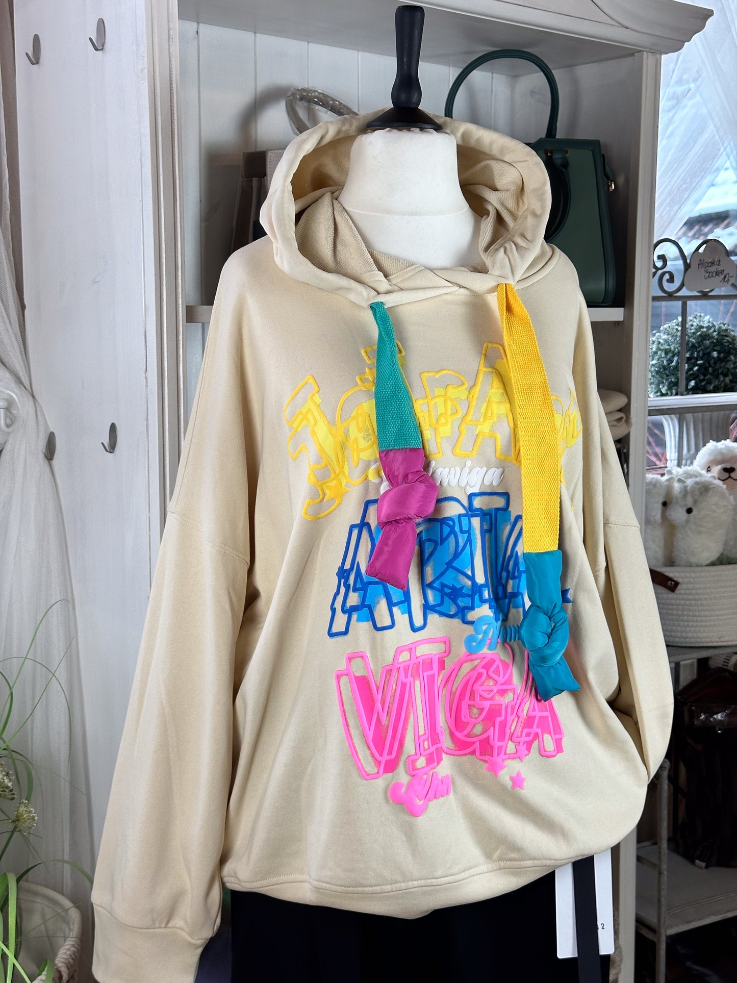 SWEATSHIRT MIT KAPUZE PRINT BUNT