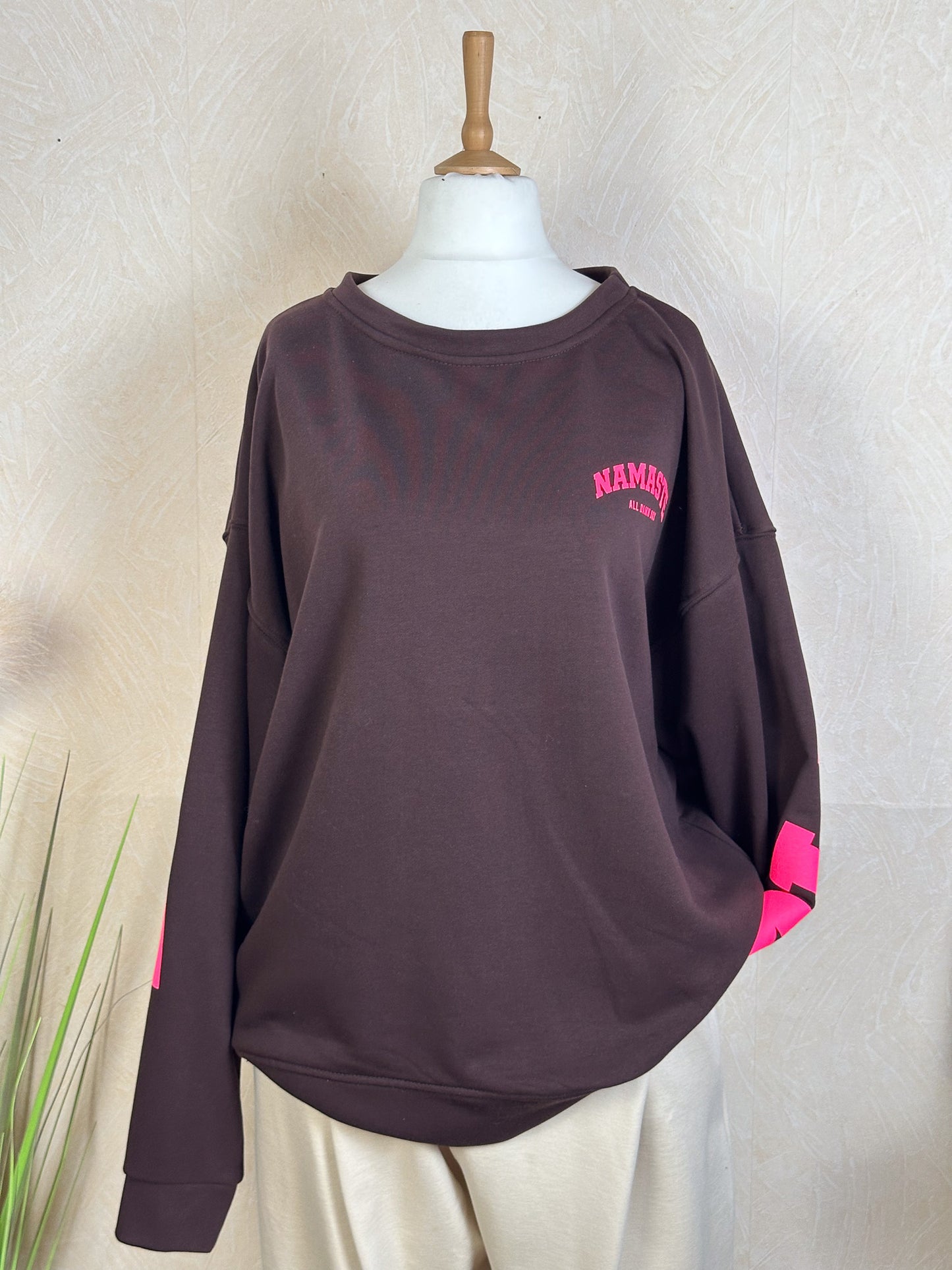 SWEATSHIRT MOOIJ NAMASTE versch. Farben
