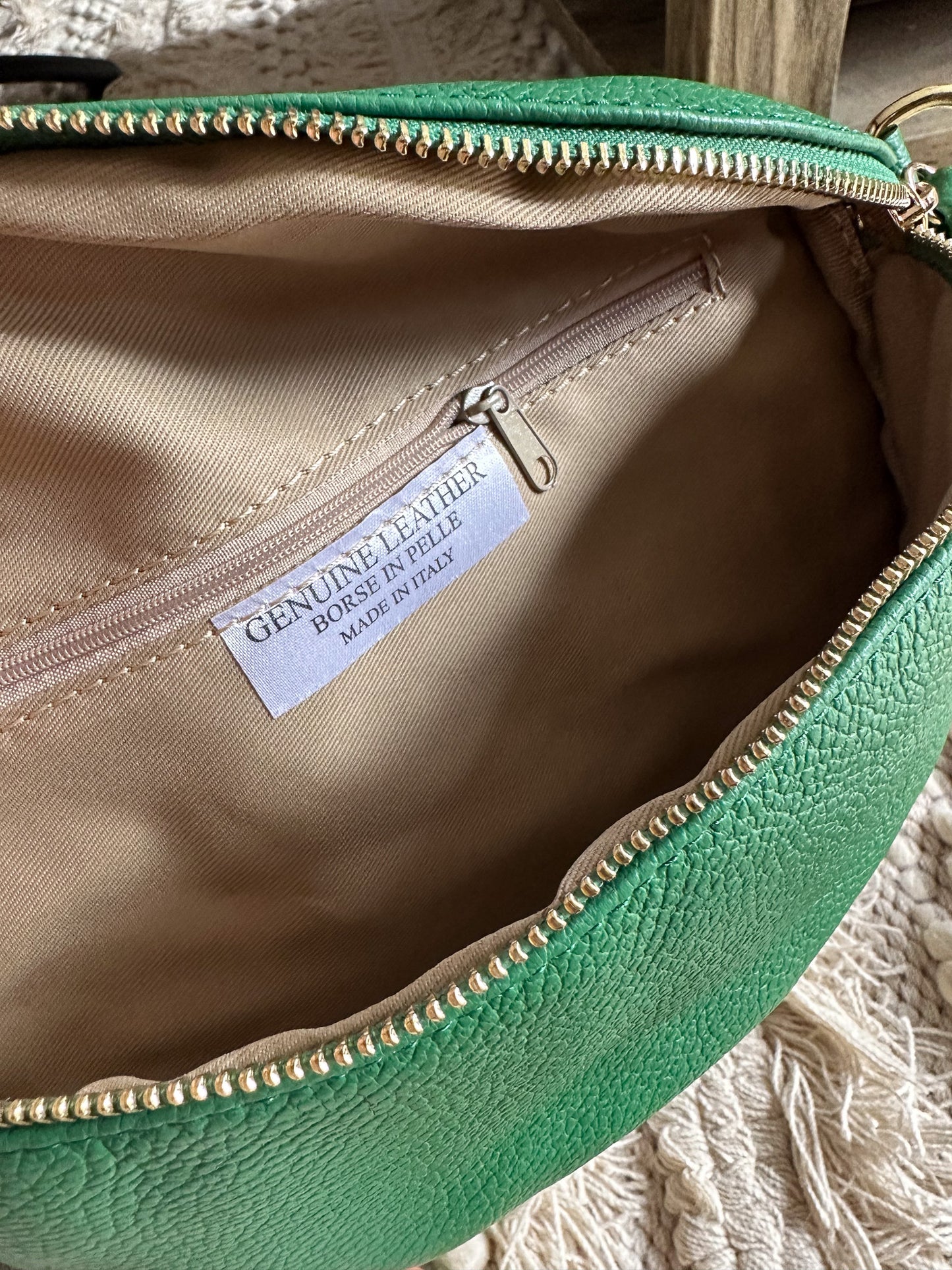 BORSE IN PELLE MEDIUM LEDER BAUCHTASCHE GRÜN