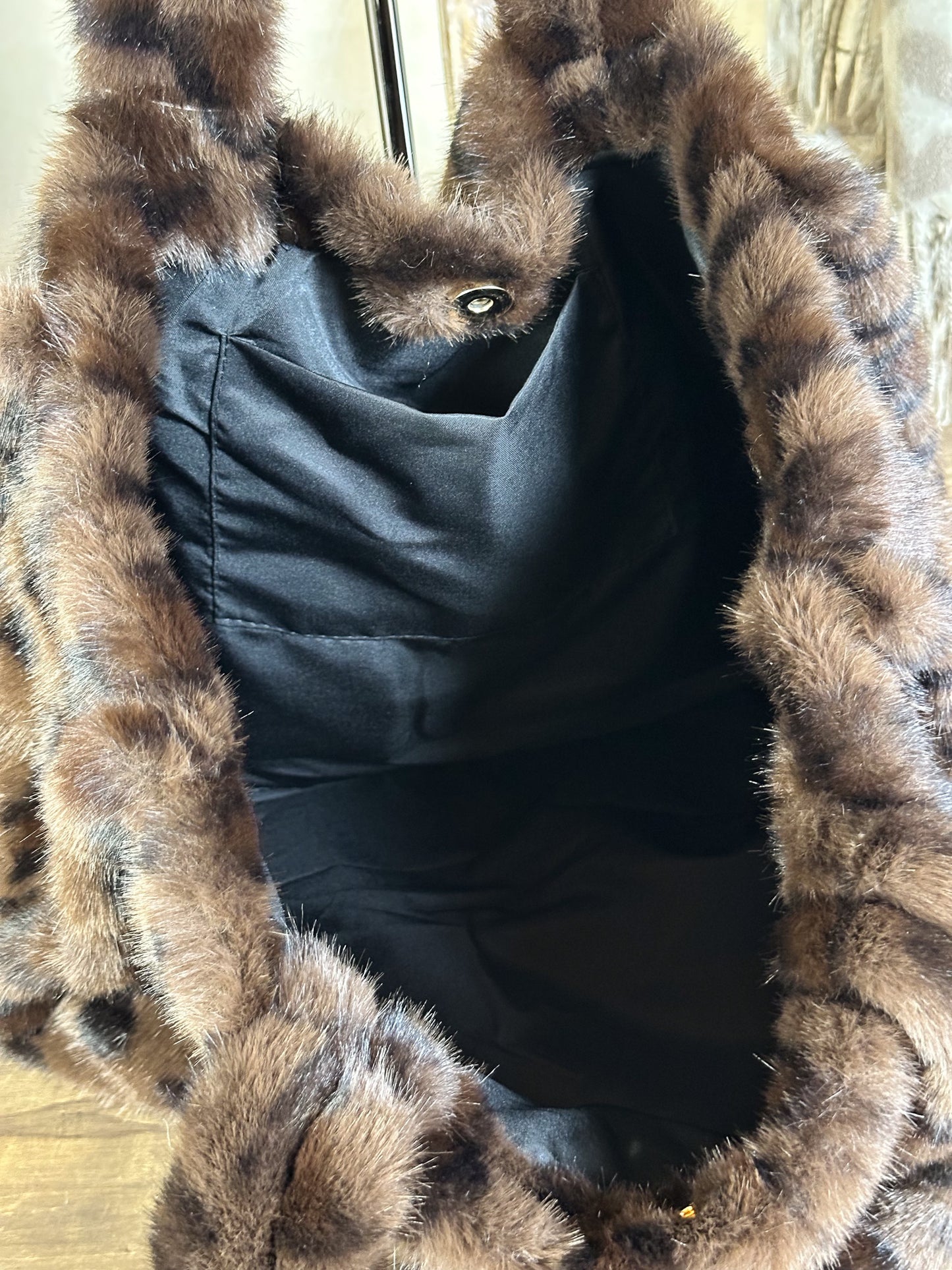 KLEINE FELLTASCHE LEOPARD DUNKEL