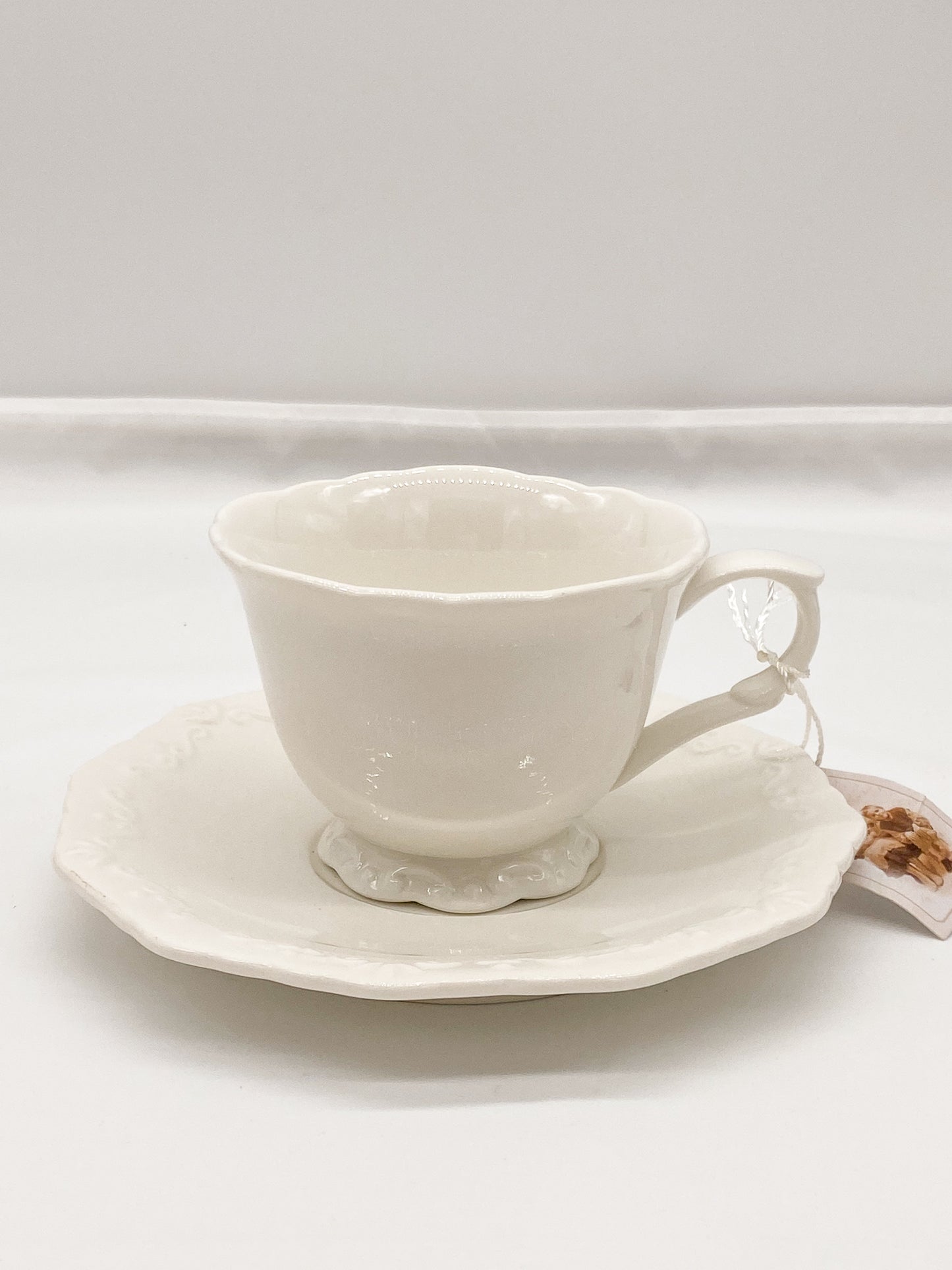 CHIC ANTIQUE PROVENCE TASSE & UNTERTASSE