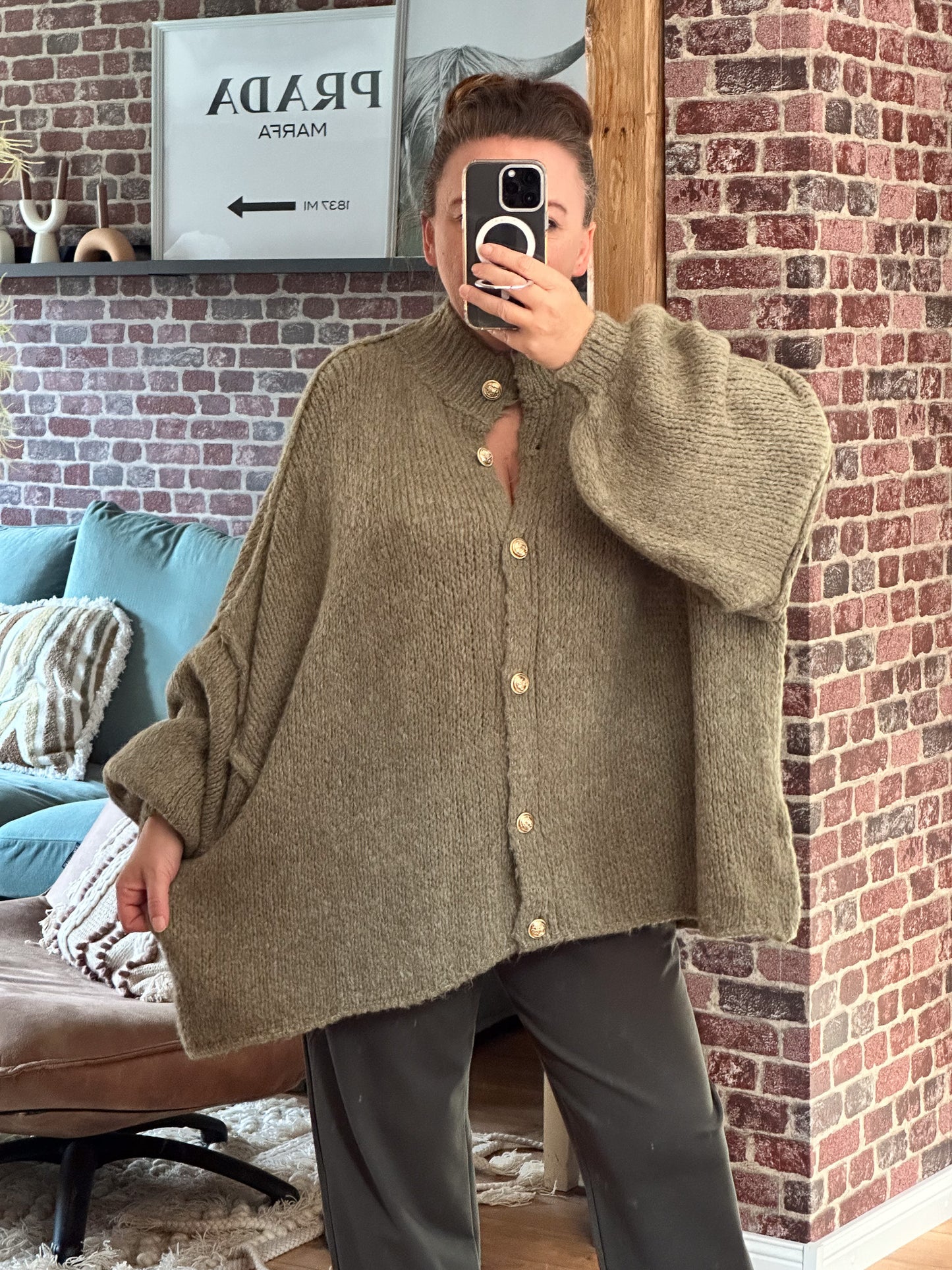 ULTRA OVERSIZE KUSCHELPULLI MIONI