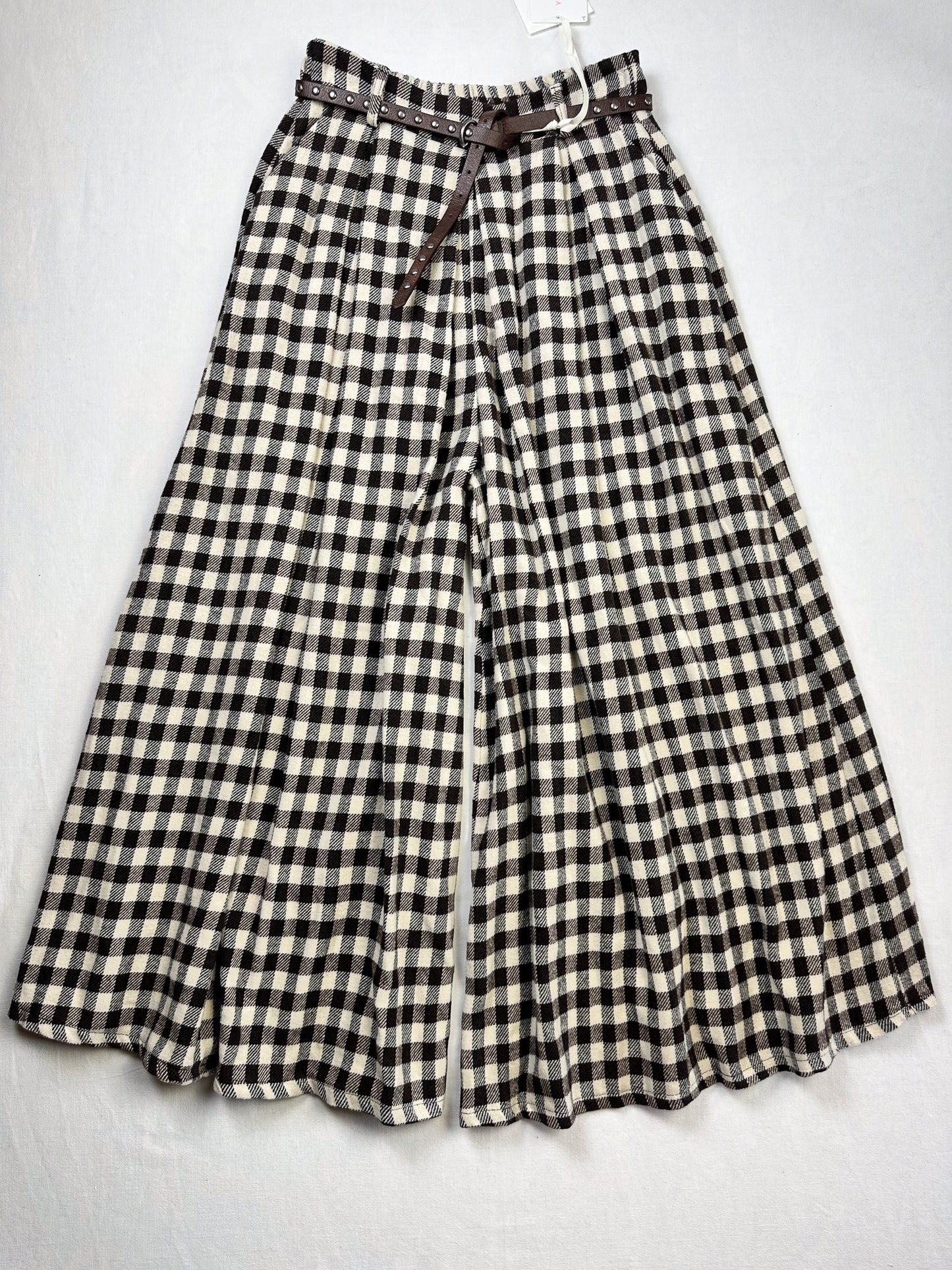 EXTRA WEITE HOSE KAROS BRAUN