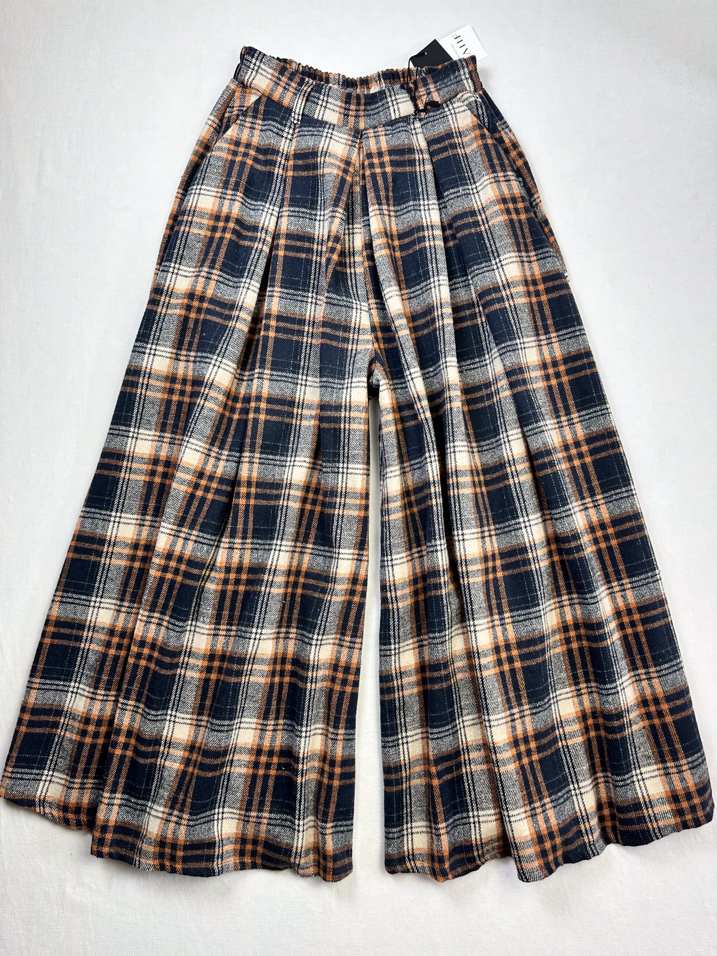 NAIIF WEITE HOSE KAROS BLAU ORANGE