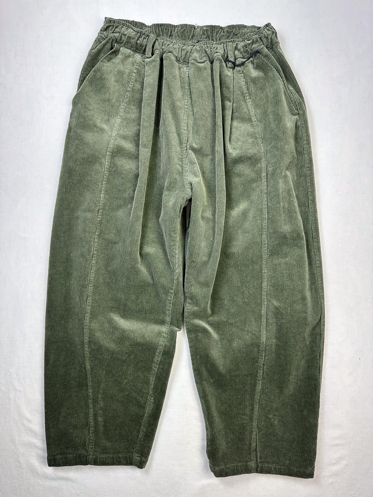 BARREL FEINCORD HOSE KHAKI