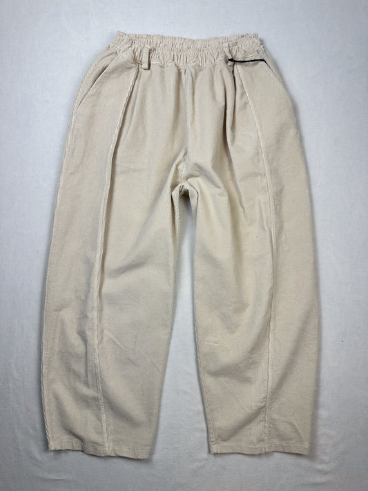 BARREL FEINCORD HOSE BEIGE