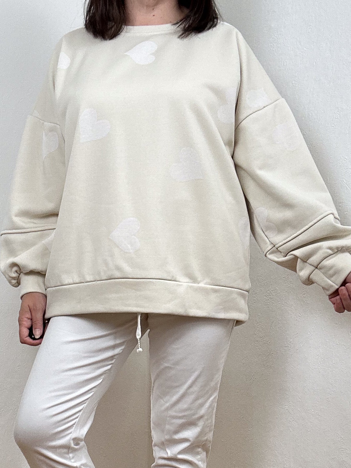 SWEATSHIRT HERZEN BEIGE