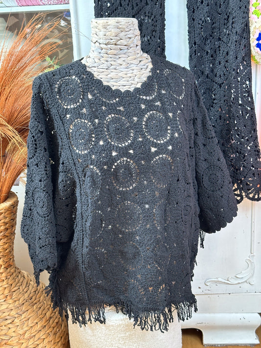 BOHO HÄKEL T-SHIRT MINA CROCHET SCHWARZ