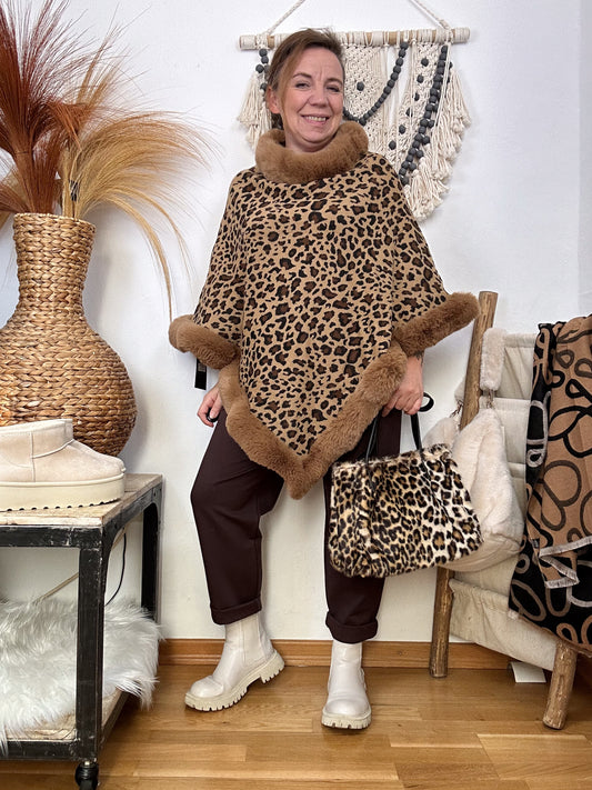 PONCHO LEOPARD MIT FELL