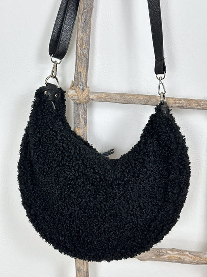 TEDDYFELL TASCHE HALBMOND SCHWARZ