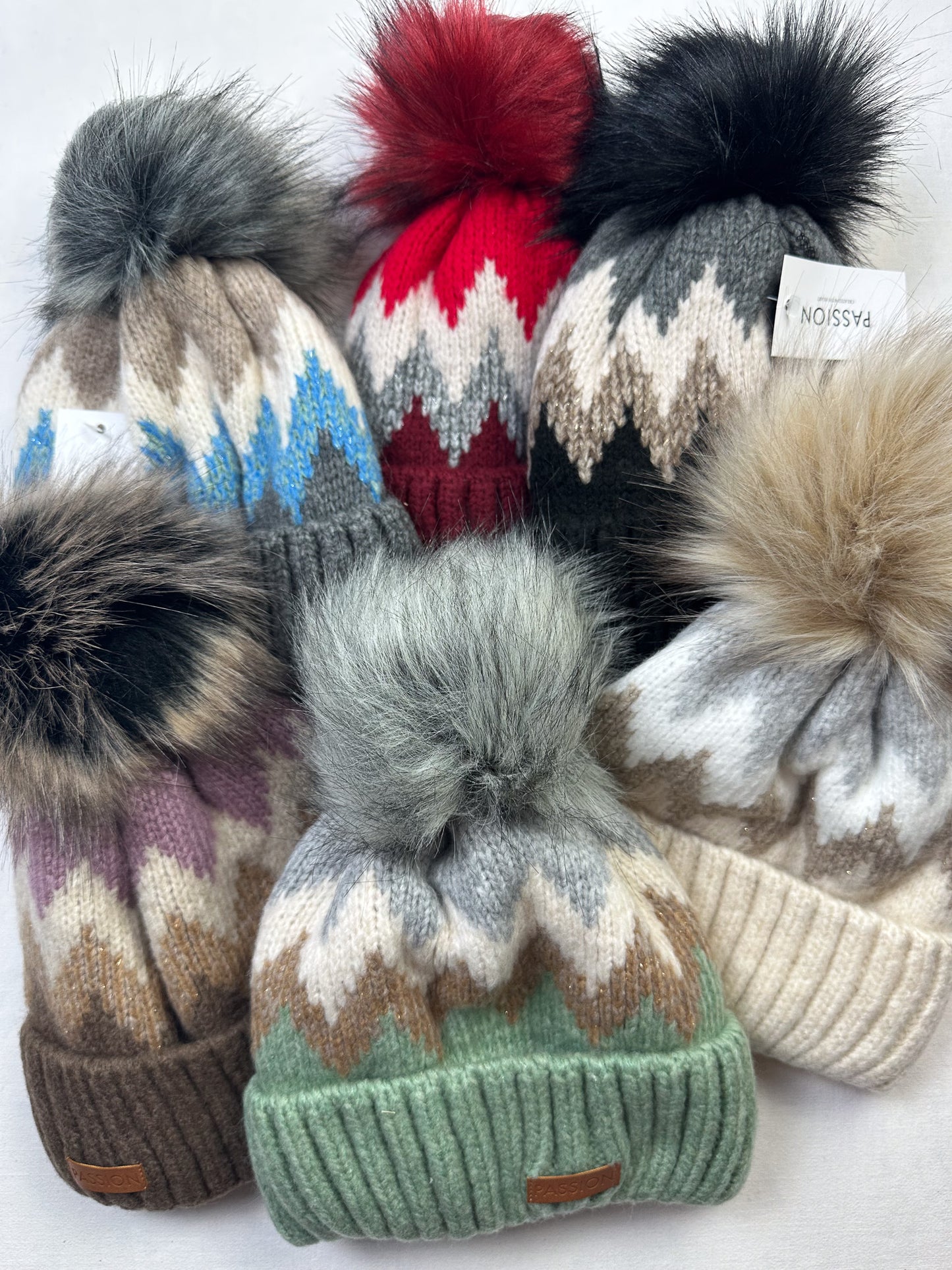 MÜTZE MIT BOMMEL NORWEGER