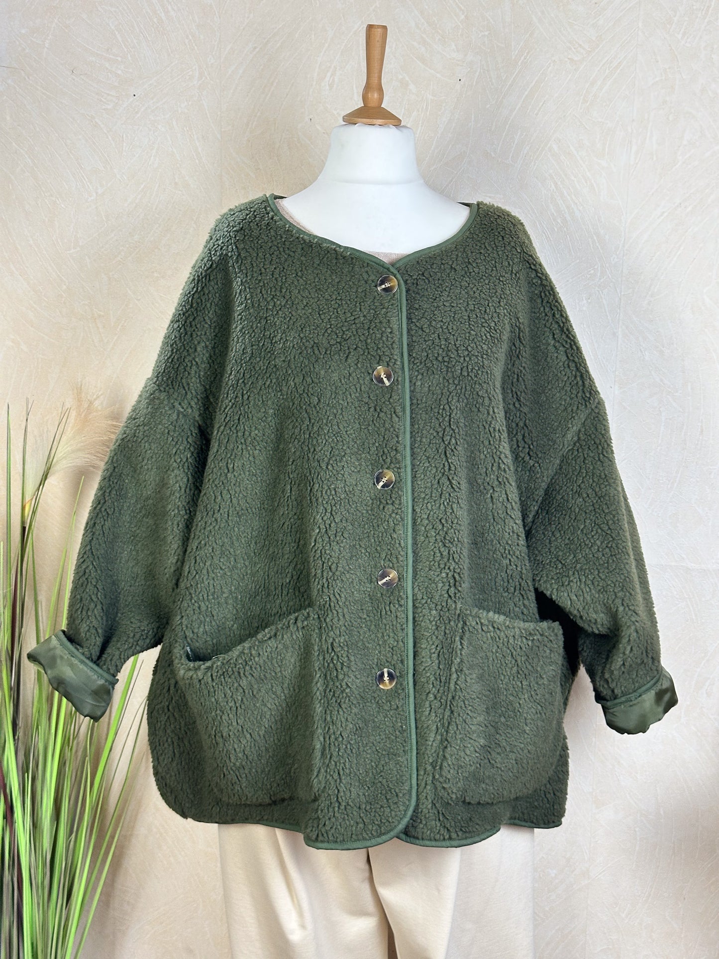 OVERSIZE TEDDYFELL JACKE MIONI