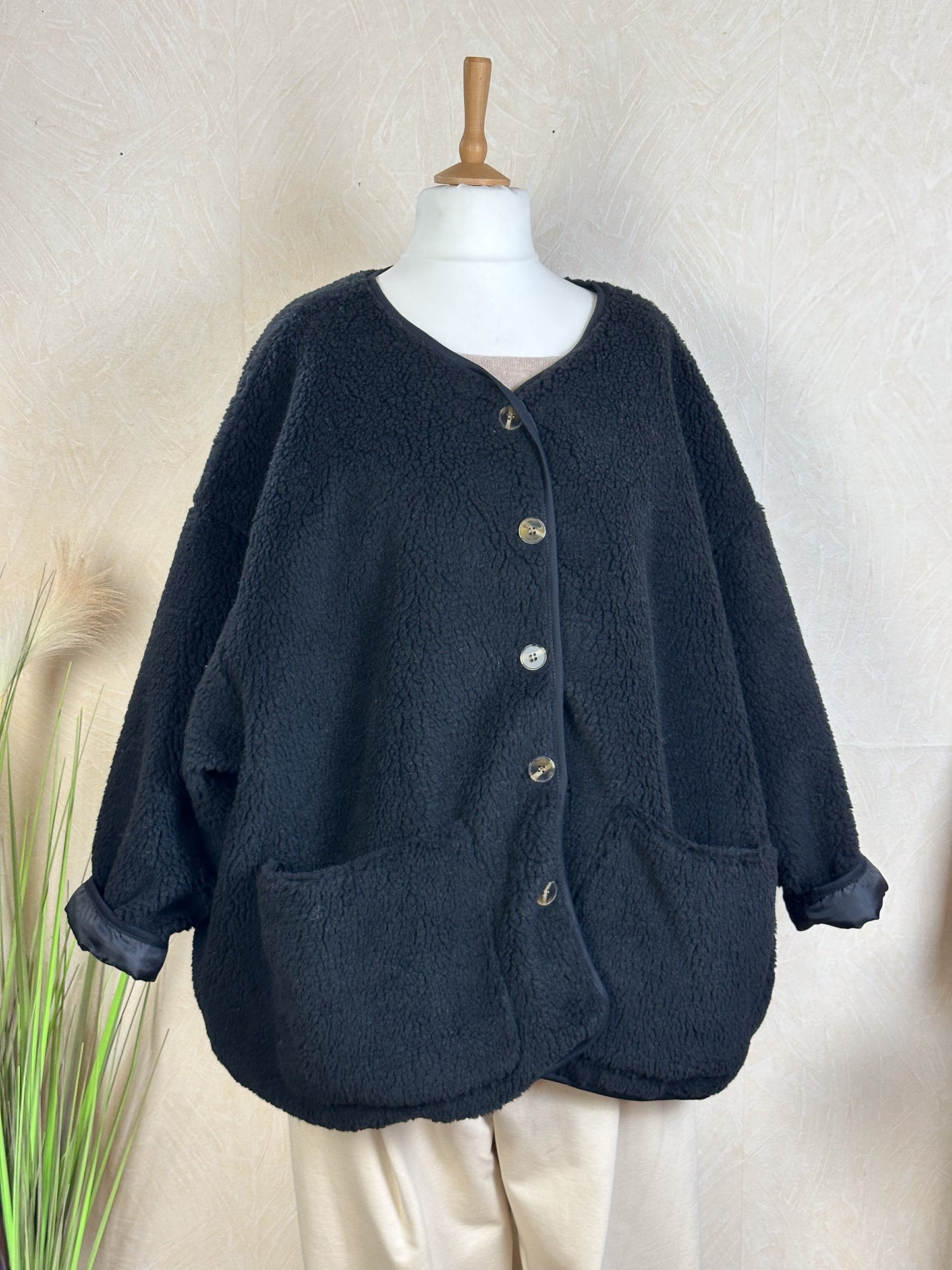 OVERSIZE TEDDYFELL JACKE MIONI