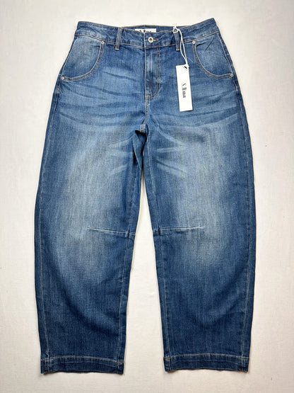 SEXY WOMAN BARREL JEANSHOSE BLAU