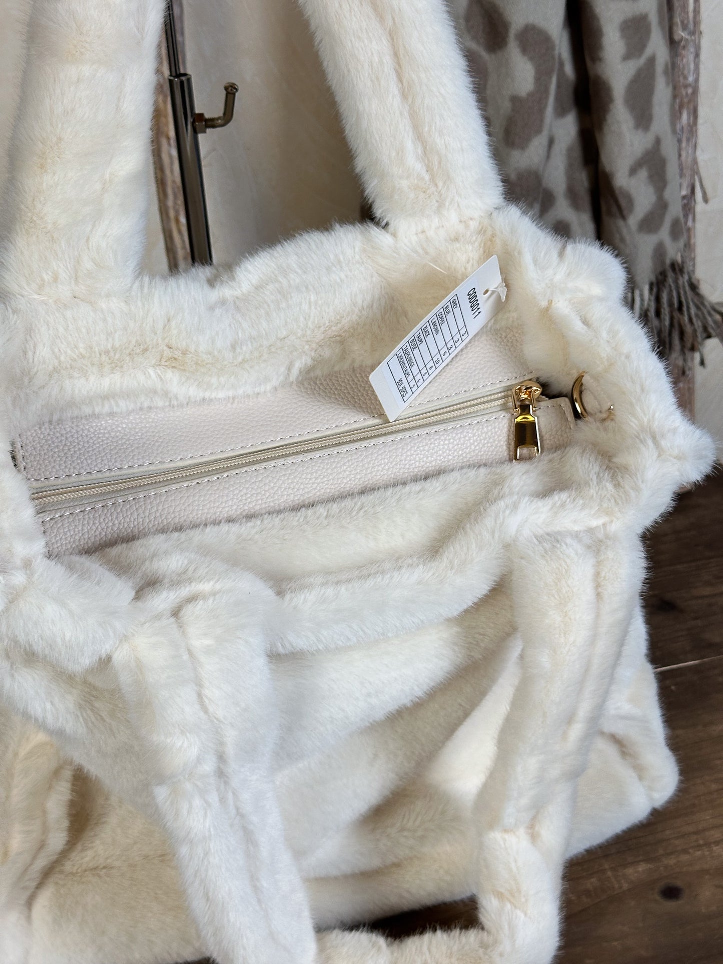 FELLTASCHE CREMEWEIß